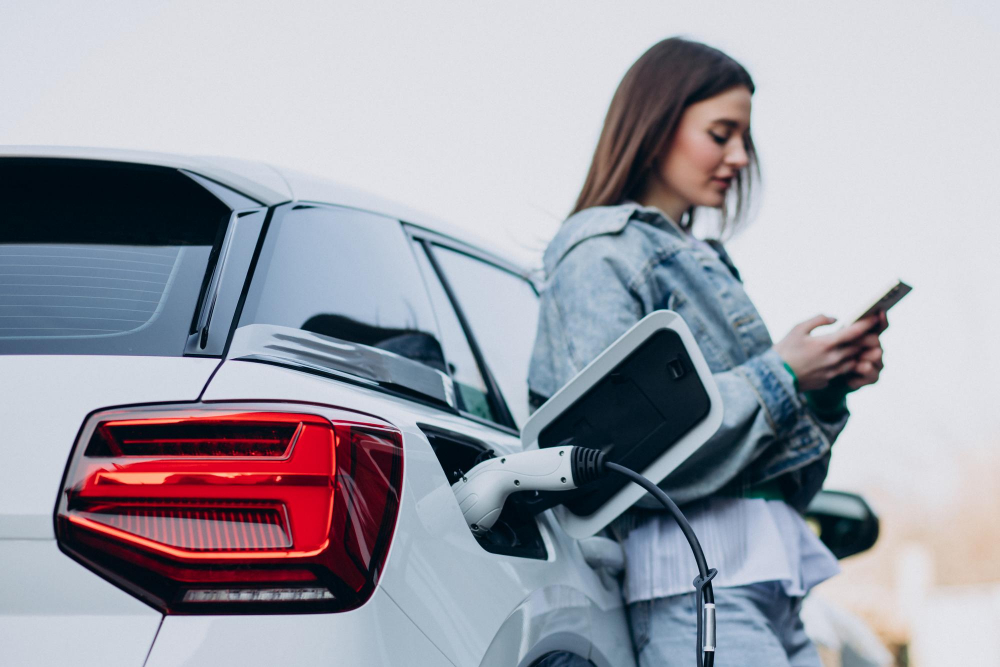 Plug-in hybride auto zakelijk leasen: flexibel en voordelig rijden
