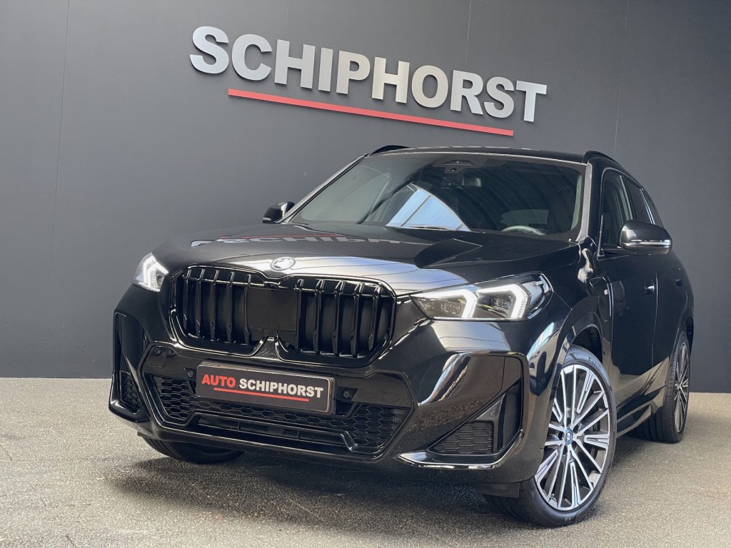 BMW-X1-x-Drive 25e M-SportPro/20 inch/trekhaak/elec stoelen/leer/harman ka