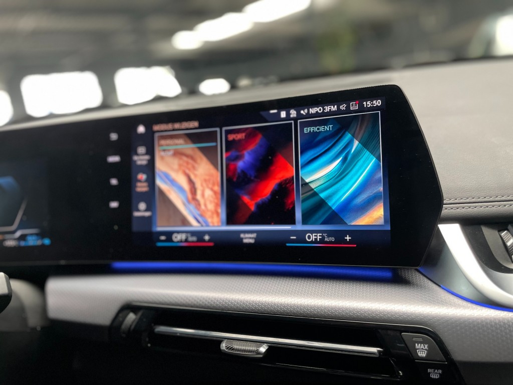BMW-X1-x-Drive 25e M-SportPro/20 inch/trekhaak/elec stoelen/leer/harman ka