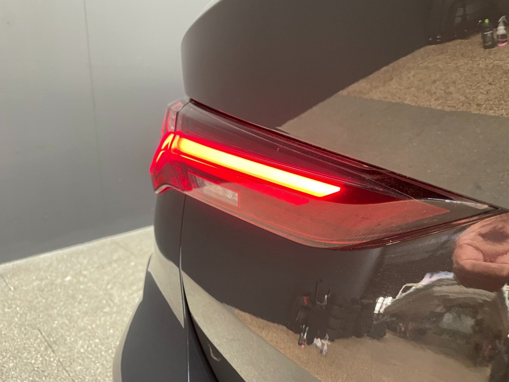 BMW-4-SERIE-Cabrio M440I laser/acc/head-up/dravitgrau/harmankardon/trekhaak