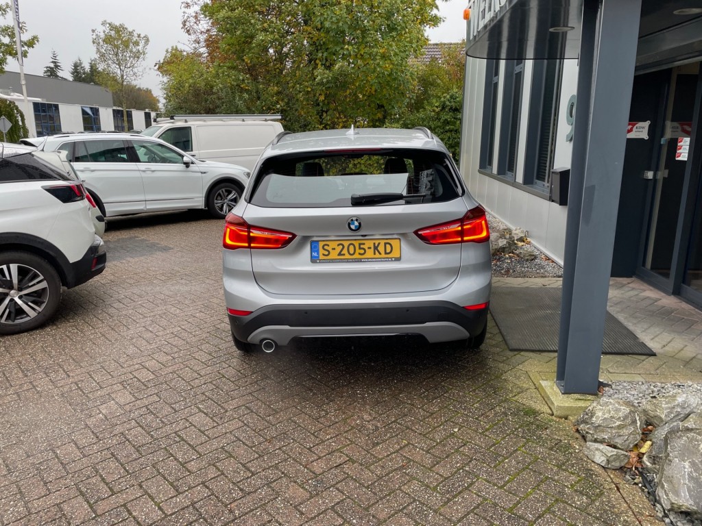 BMW-X1-1.5 SDRIVE 140PK Leder, Navi, Camera, PDC, Cruisecntrl, NIEUWSTA