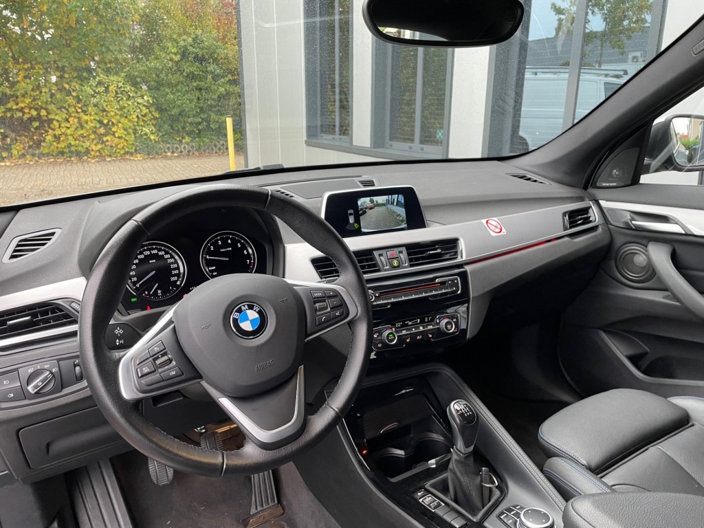 BMW-X1-1.5 SDRIVE 140PK Leder, Navi, Camera, PDC, Cruisecntrl, NIEUWSTA