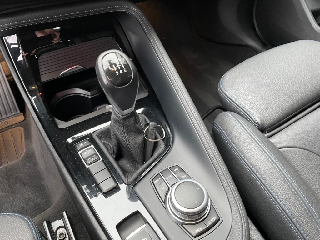 BMW-X1-1.5 SDRIVE 140PK Leder, Navi, Camera, PDC, Cruisecntrl, NIEUWSTA