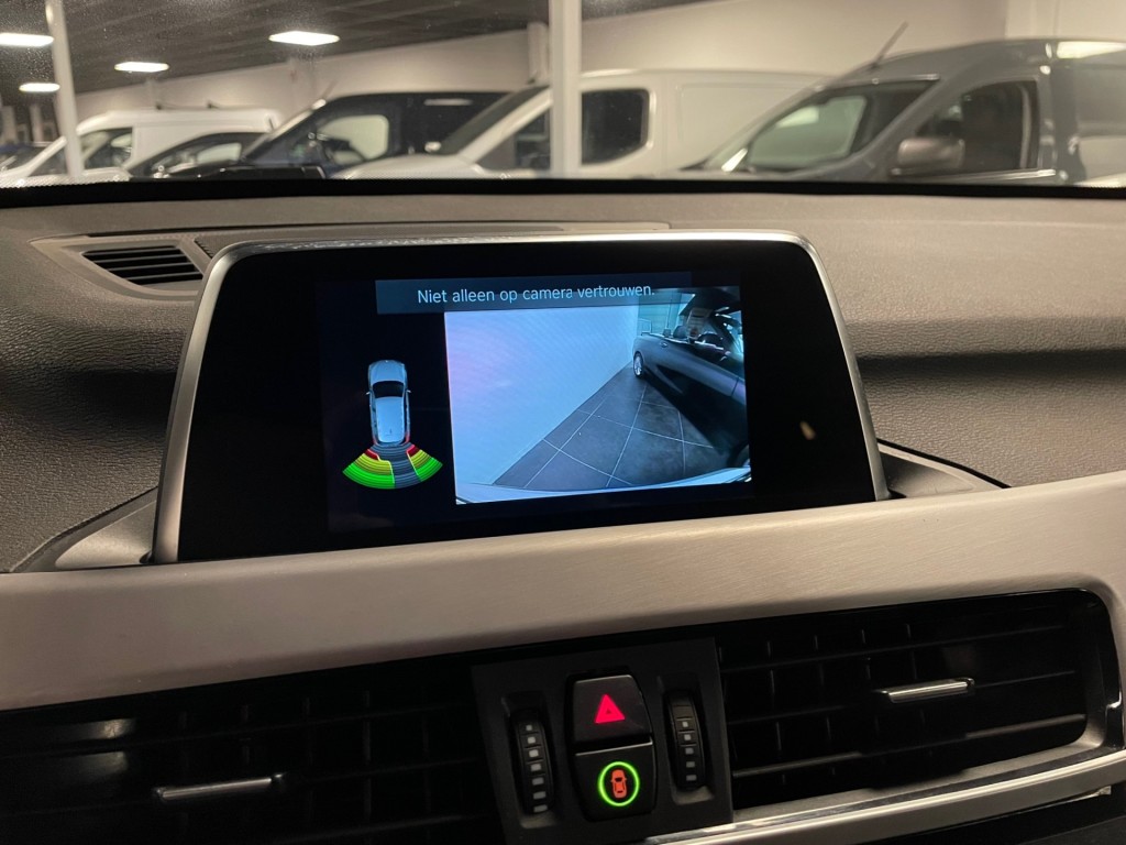 BMW-X1-1.5 SDRIVE 140PK Leder, Navi, Camera, PDC, Cruisecntrl, NIEUWSTA
