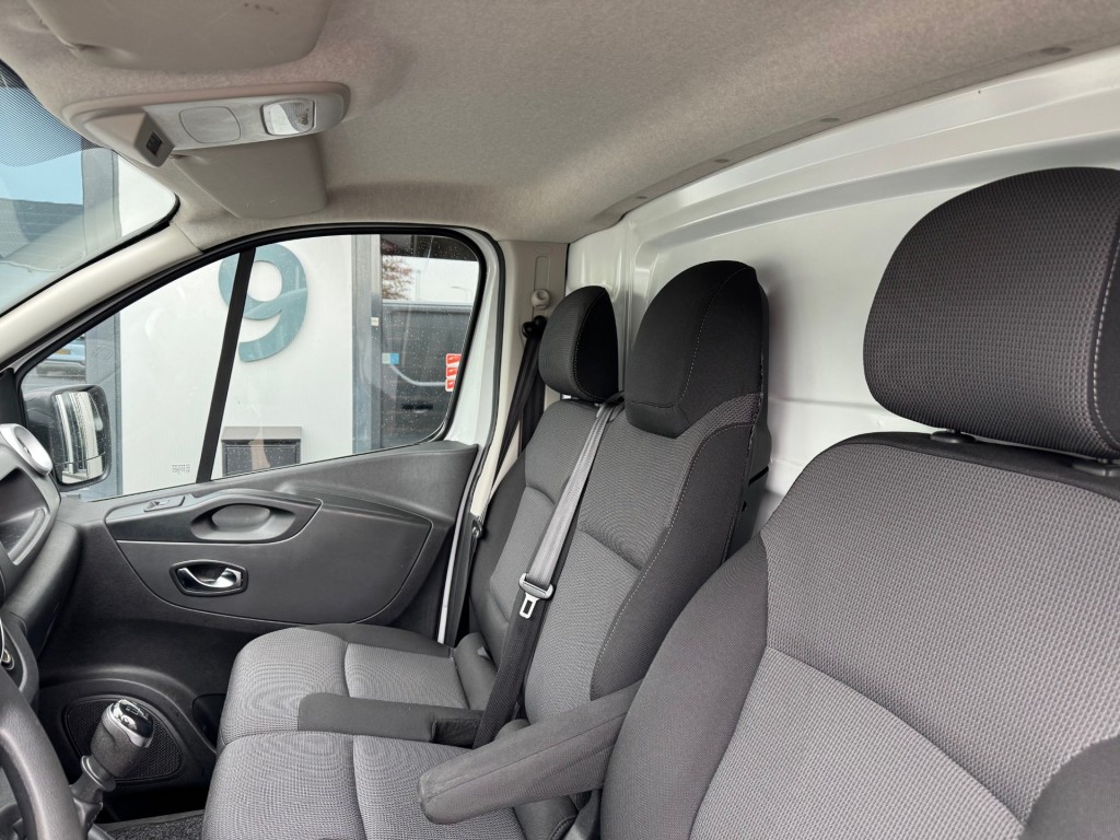 FIAT-TALENTO-2.0 MJ 120PK L2 Lang, Navi, Airco, PDC, Schuifdeur, Cruisecntrl,