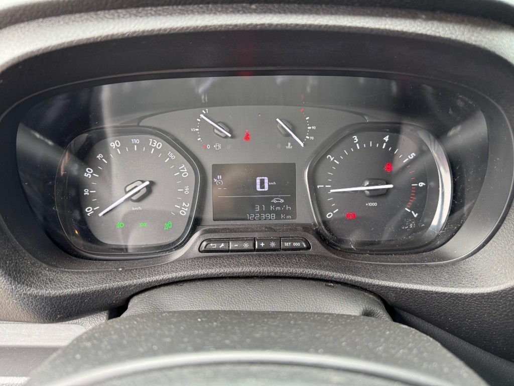 PEUGEOT-EXPERT-1.5 BlueHDI 102PK Lang L2 airco, Cruisecntrl, Schuifdeur, Carkit