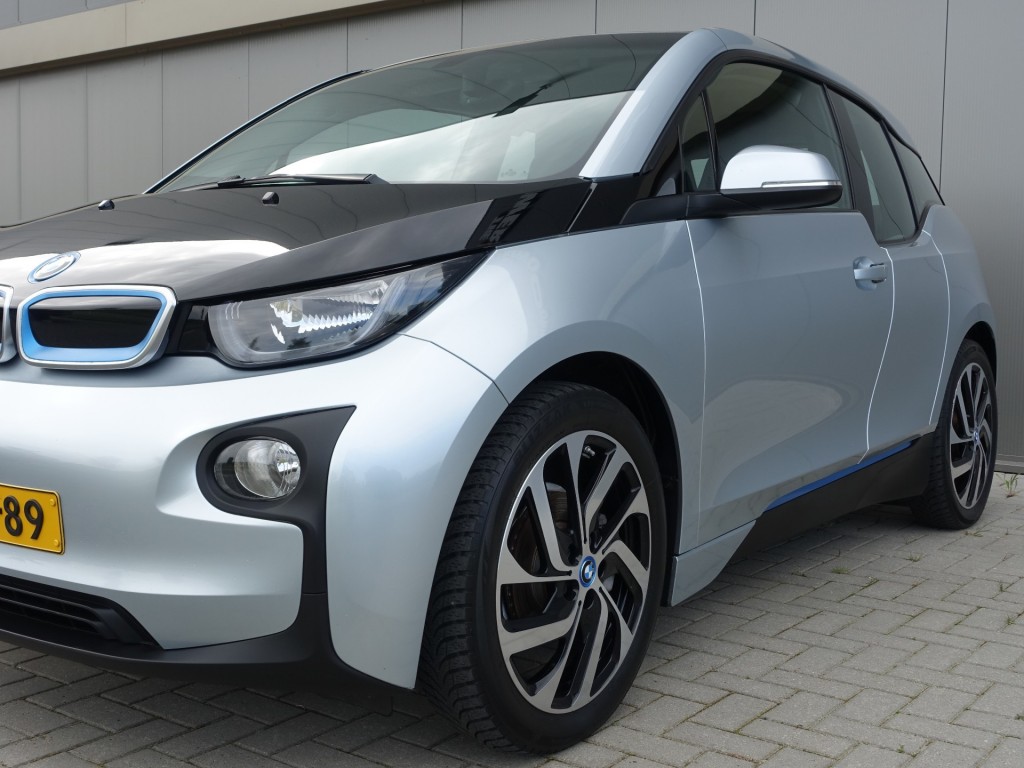 BMW-I3-Comfort Advance 22kWh I NL-Auto I 1e Eig. I SOH 80% I Snellaad I