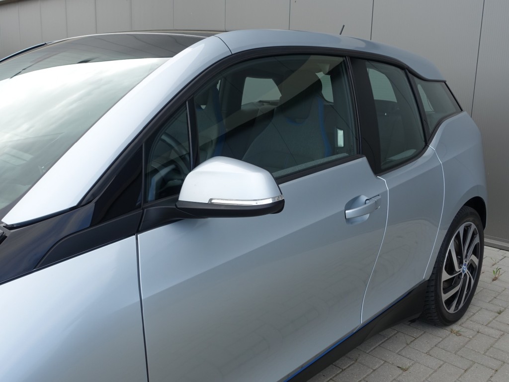 BMW-I3-Comfort Advance 22kWh I NL-Auto I 1e Eig. I SOH 80% I Snellaad I
