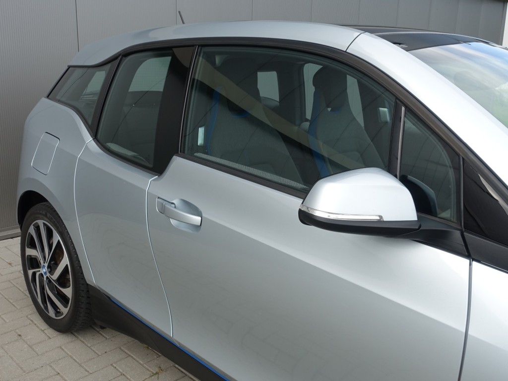 BMW-I3-Comfort Advance 22kWh I NL-Auto I 1e Eig. I SOH 80% I Snellaad I