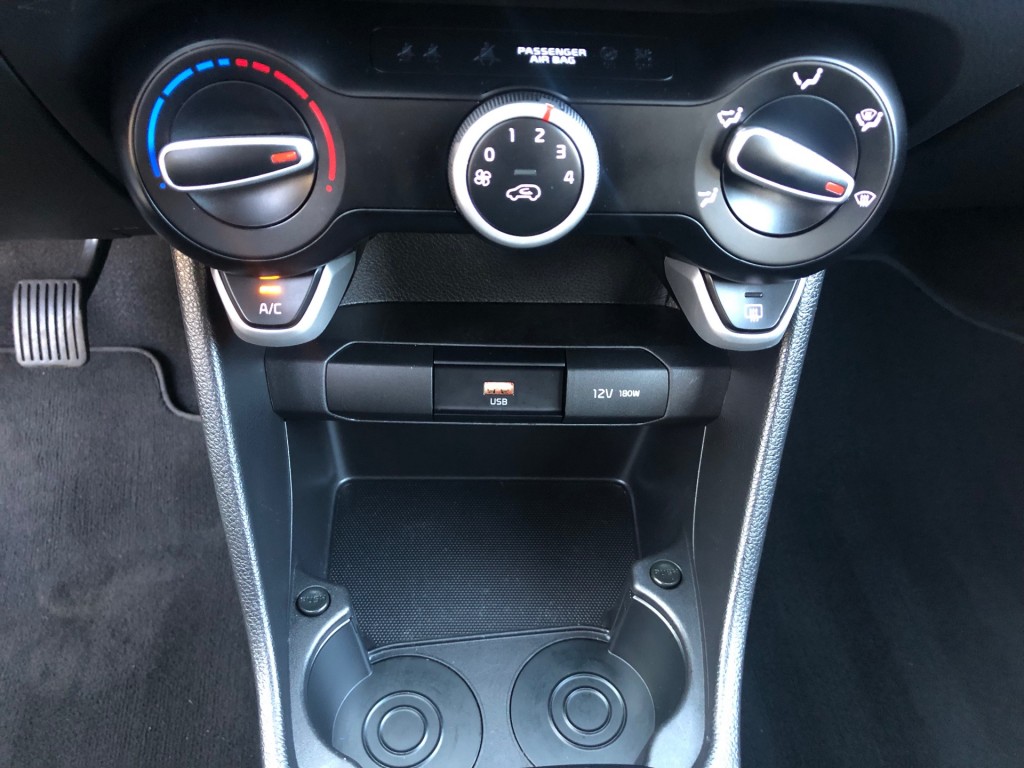 KIA-PICANTO-1.0 DPI COMFORTLINE **Airco/Bluetooth/DAB**