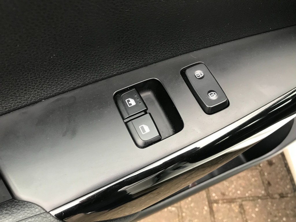 KIA-PICANTO-1.0 DPI COMFORTLINE **Airco/Bluetooth/DAB**