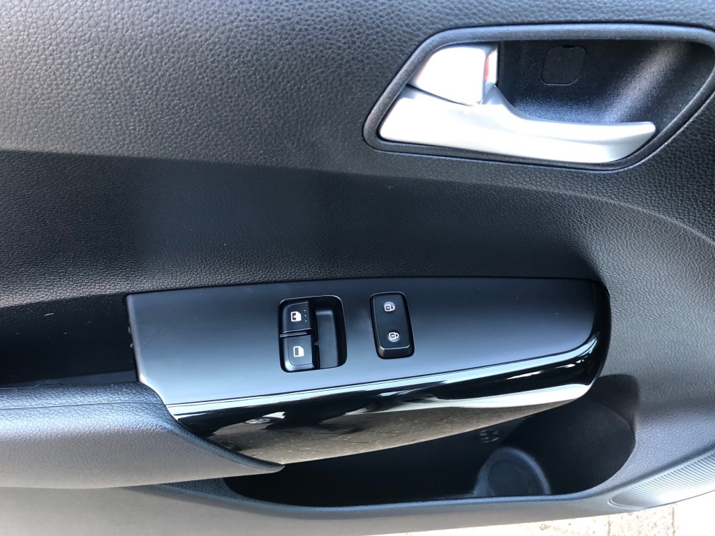 KIA-PICANTO-1.0 DPI COMFORTLINE **Airco/Bluetooth/DAB**