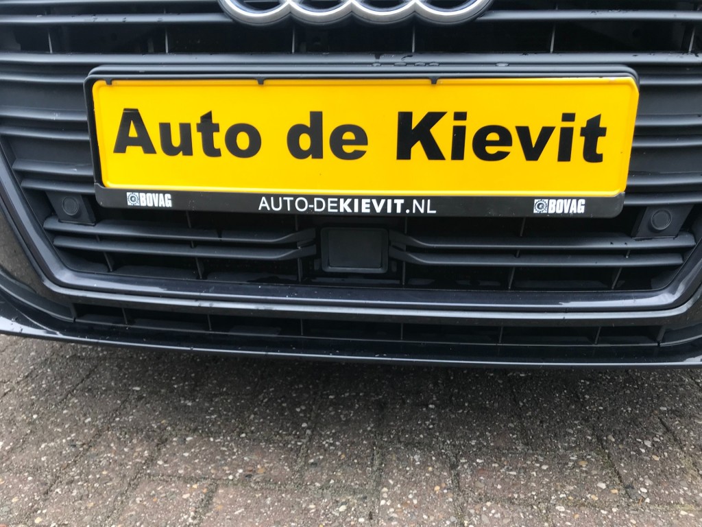 AUDI-A3-35 1.5 TFSI **150pk/automaat/xenon**