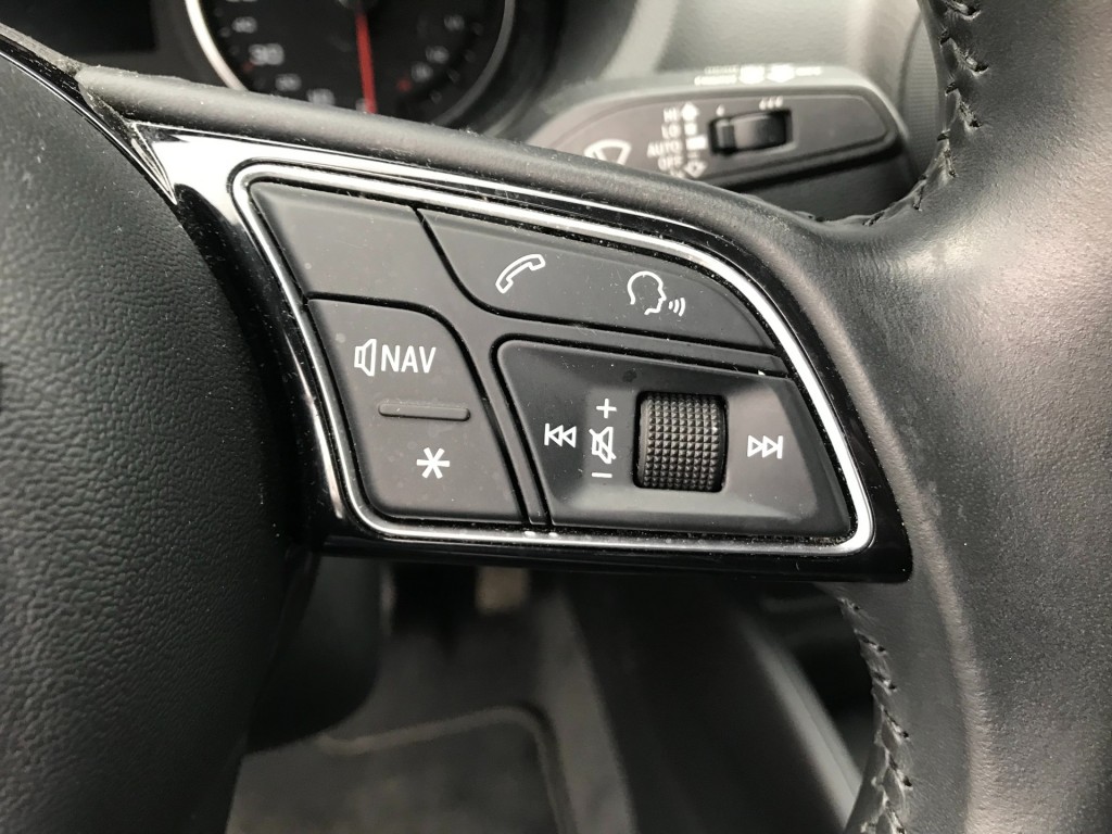 AUDI-A3-35 1.5 TFSI **150pk/automaat/xenon**