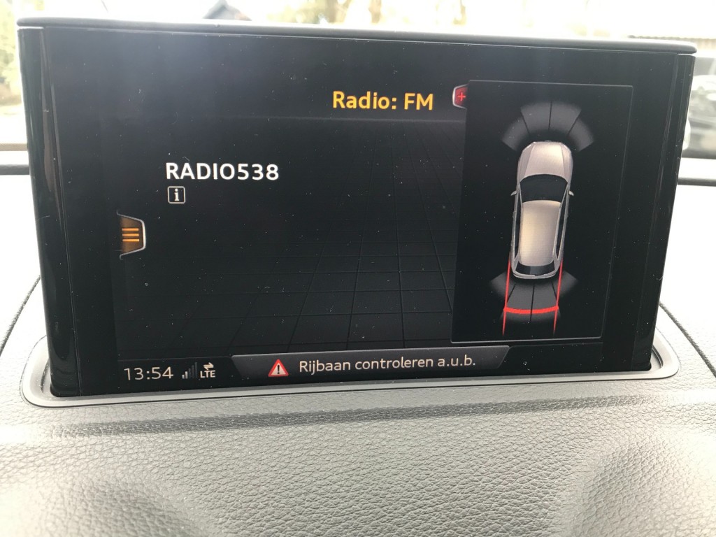 AUDI-A3-35 1.5 TFSI **150pk/automaat/xenon**