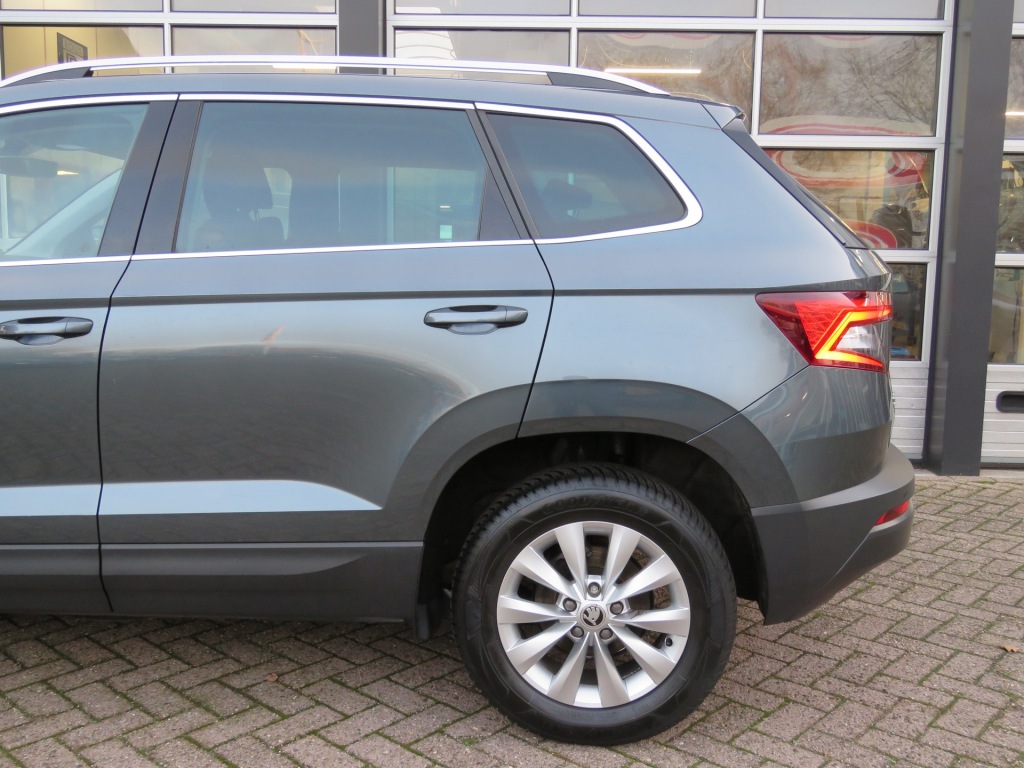 SKODA-KAROQ-1.0 TSI 115pk DSG-aut. Clever Edition / Virtual / Navi / BOVAG g