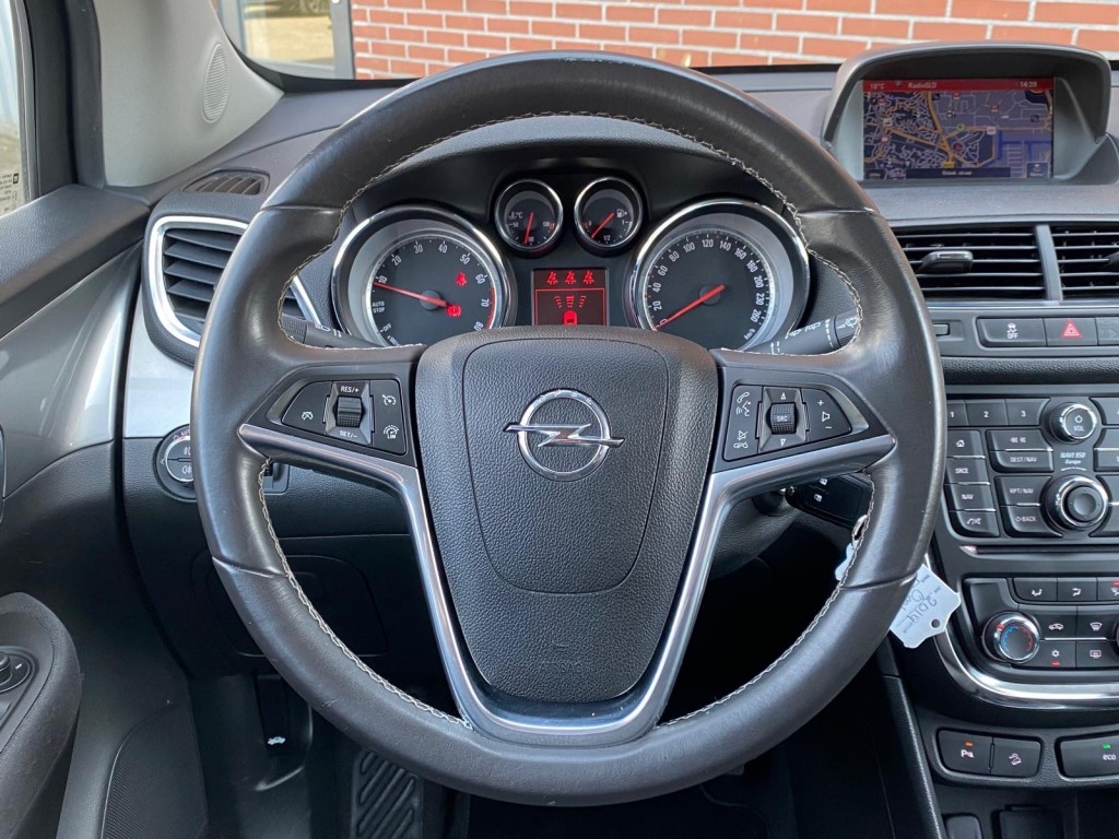 OPEL-MOKKA-1.4 T COSMO NAVI CRUISE CLIMA PDC VOOR EN ACHTER TREKHAAK