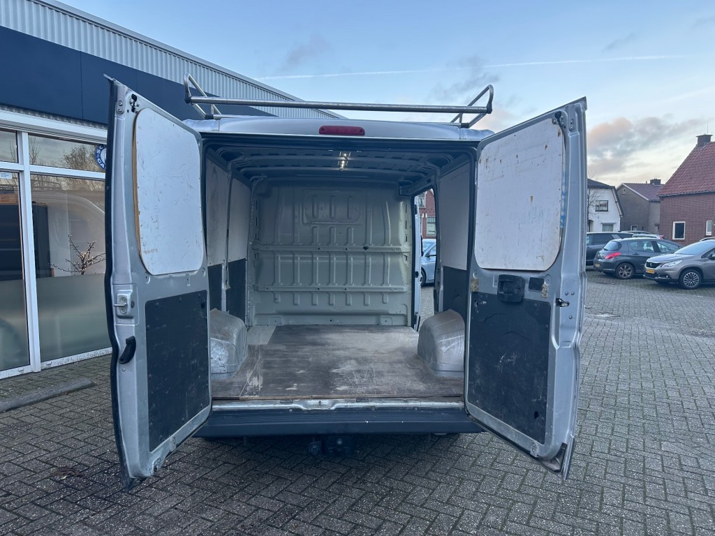 PEUGEOT-BOXER-333 2.0 HDI L1H1   € 12.093,50  incl. BTW