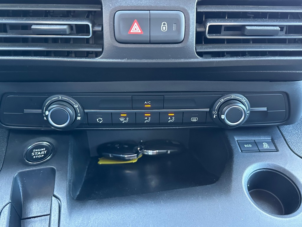 OPEL-COMBO-1.5 LIFE AUT 7 PERSOONS