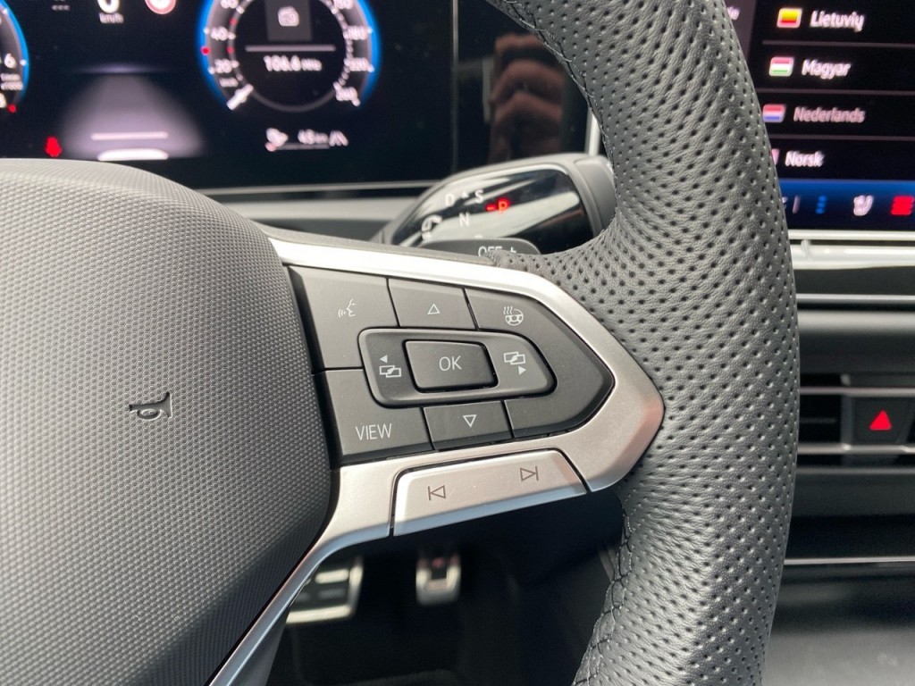 VOLKSWAGEN-TIGUAN-1.5 TSI EHYBRID R-LINE BLACK-OPTIK PANO-DAK/TREKHAAK/LEDER/360-C