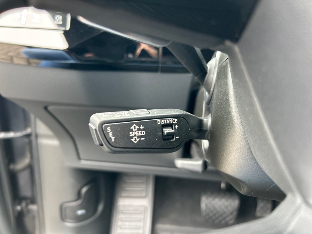 AUDI-E-TRON-50 QUATTRO S-LINE PANO-DAK/CAMERA/B&O/MEMORY/NAVI/ACC/STOELVERW