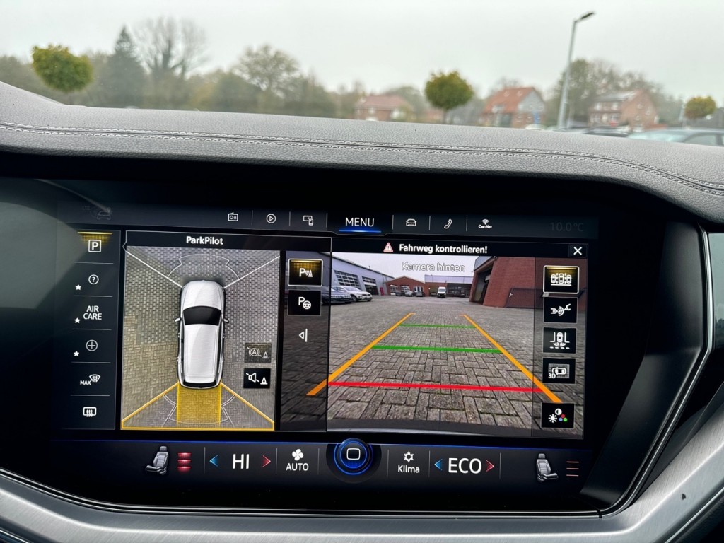 VOLKSWAGEN-TOUAREG-3.0 TSI ELEGANCE 4MOTION EHYBRID LUCHTVERING/PANO-DAK/CAMERA/LED