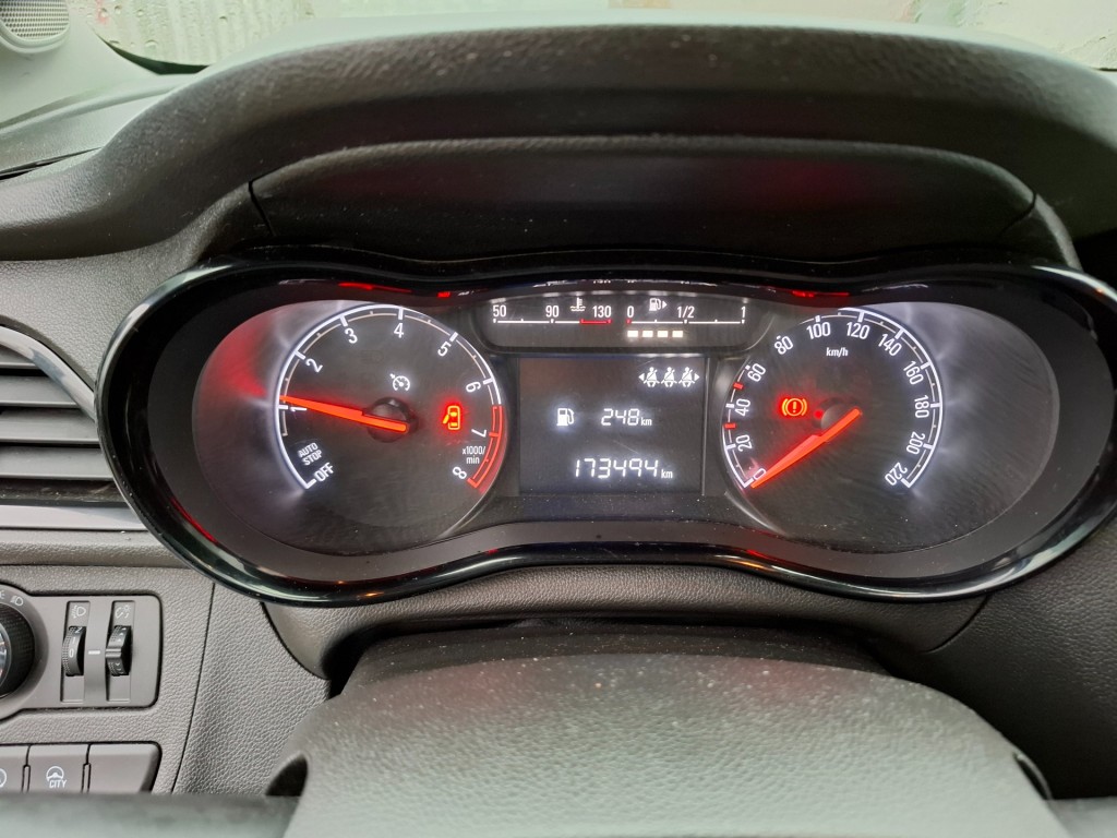 OPEL-KARL-1.0 ROCKS ONL. ED. airco, lm velgen, carplay