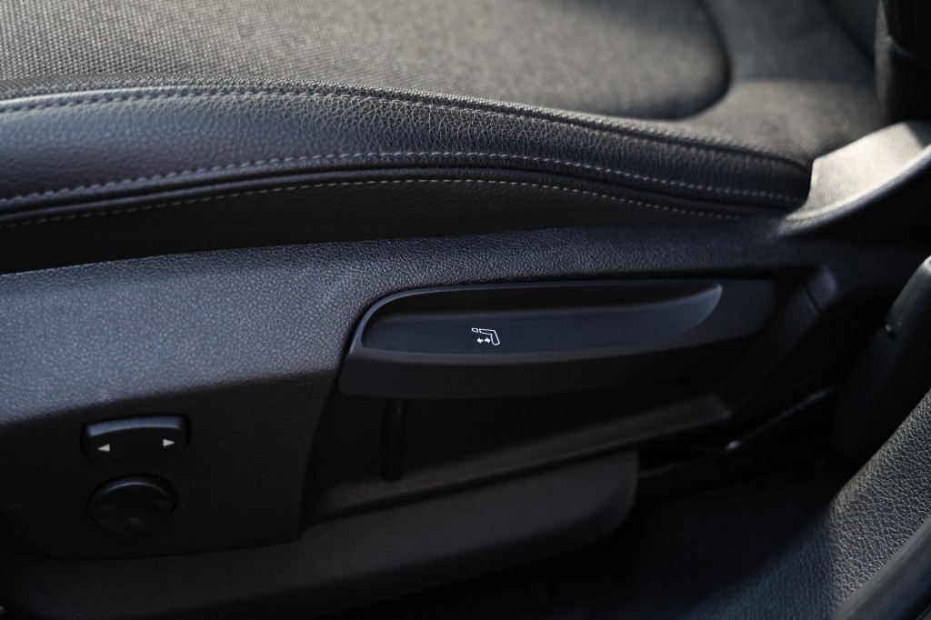 BMW-2-SERIE GRAN TOURER-216i EXECUTIVE SPORT LINE 7P HUD/Trekh/Dealerondh/Led