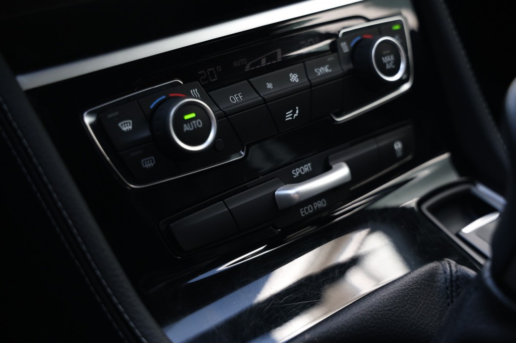 BMW-2-SERIE GRAN TOURER-216i EXECUTIVE SPORT LINE 7P HUD/Trekh/Dealerondh/Led