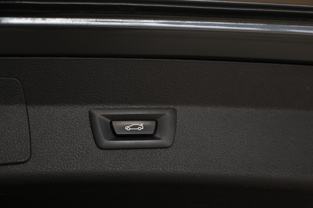 BMW-2-SERIE GRAN TOURER-216i EXECUTIVE SPORT LINE 7P HUD/Trekh/Dealerondh/Led