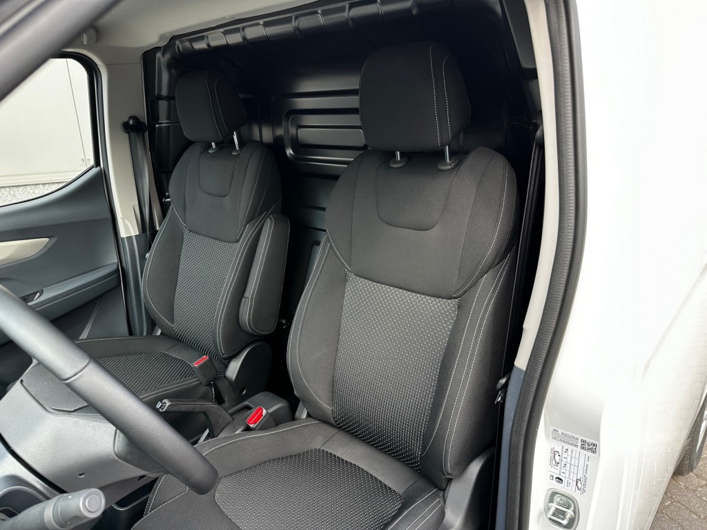 MAXUS-EDELIVER 3-e-DELIVER 3 L1  SWB 50kWh