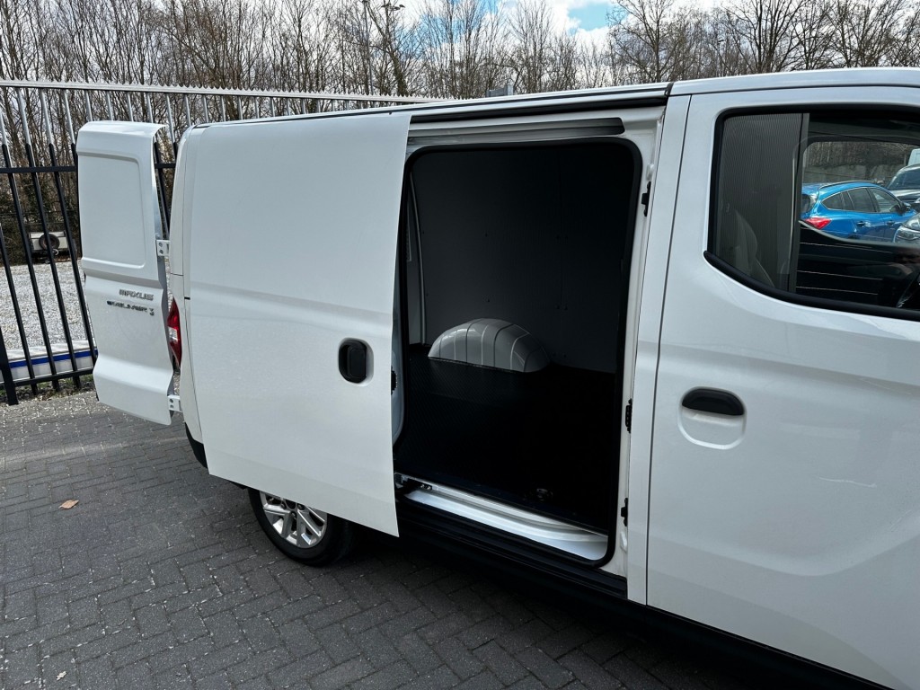 MAXUS-EDELIVER 3-e-DELIVER 3 L1  SWB 50kWh