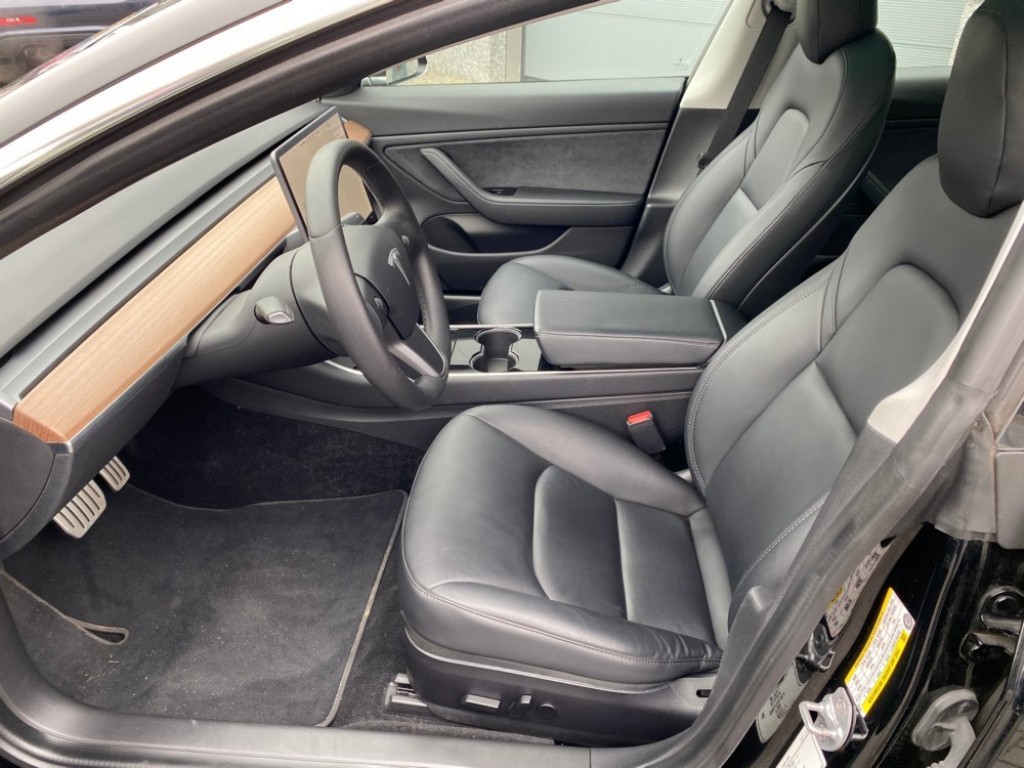 TESLA-MODEL 3-Performance 82kWh (€26.239 ex btw)