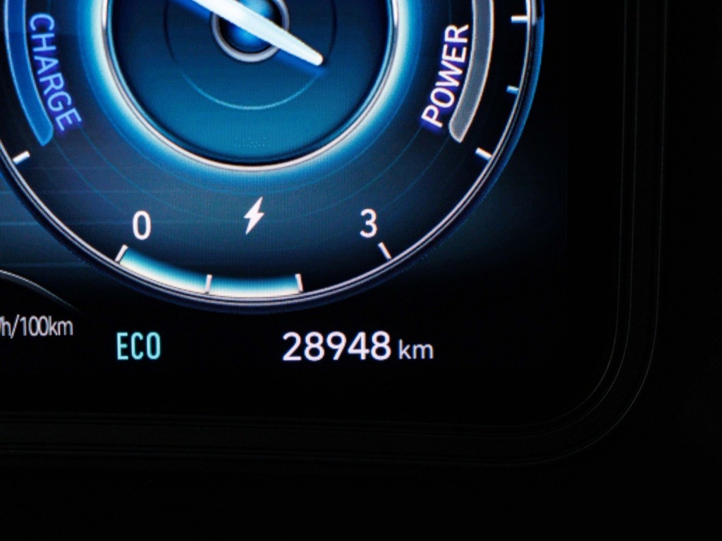 HYUNDAI-KONA-EV Premium 64 kWh   Private lease ?449 pm