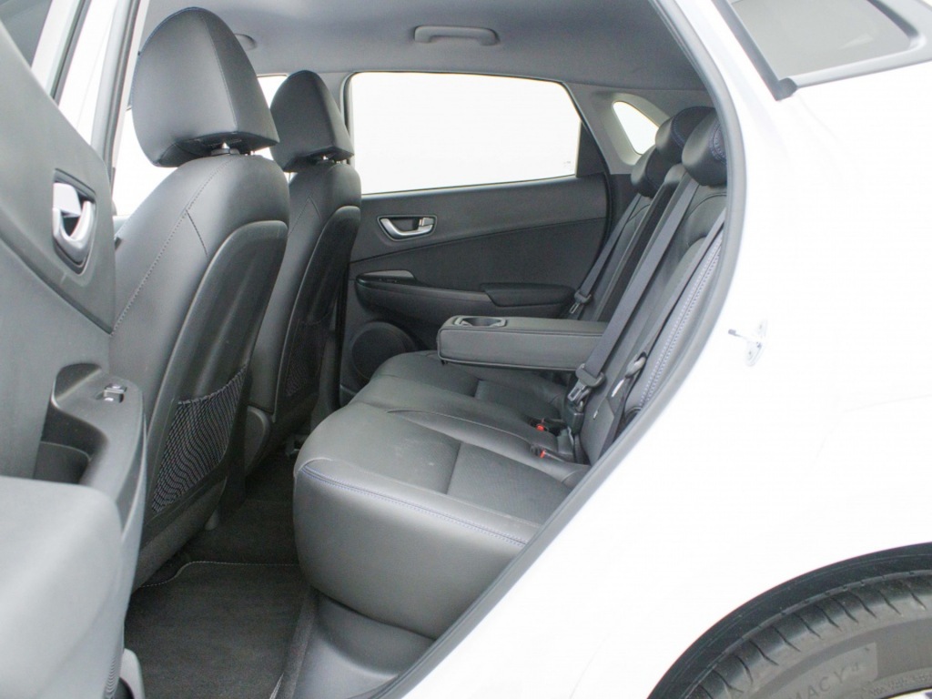 HYUNDAI-KONA-EV Premium 64 kWh   Private lease ?449 pm