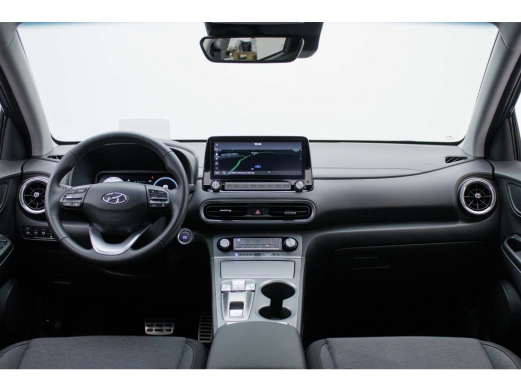 HYUNDAI-KONA-EV Fashion 64 kWh   DEMO   Private Lease 429 p/m