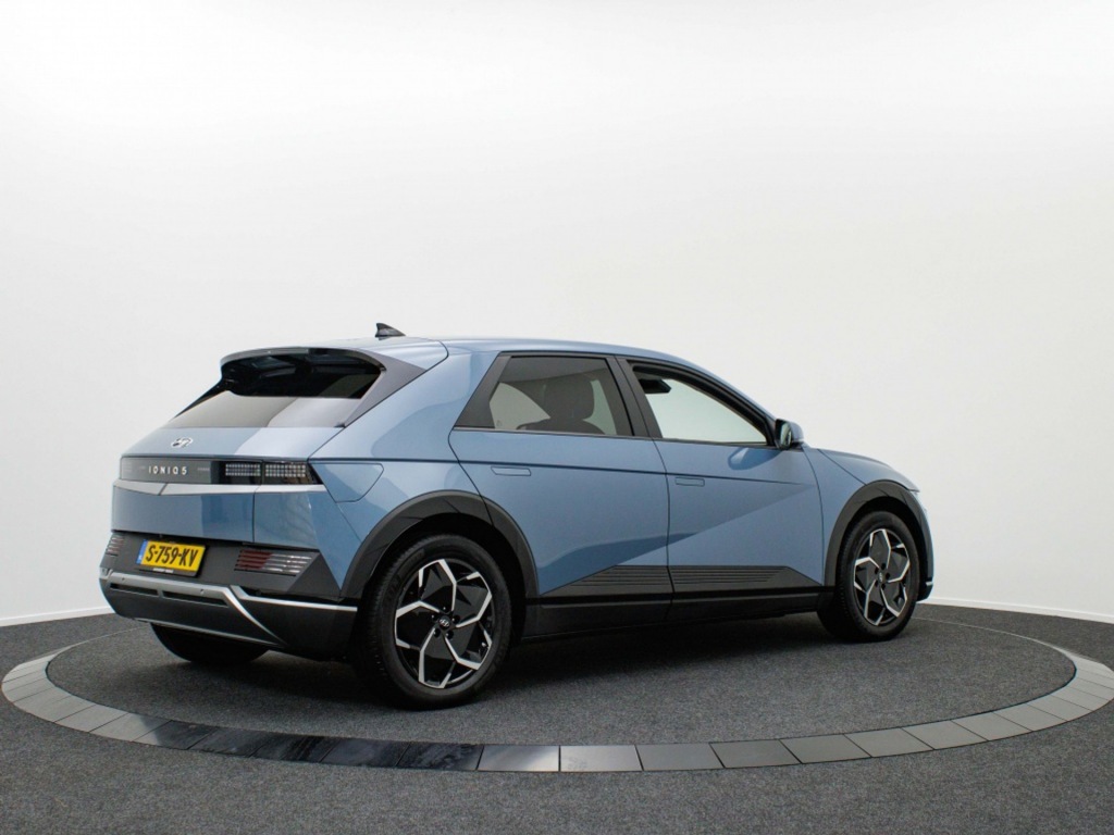 HYUNDAI-IONIQ 5-77 kWh Style Warmtepomp Private lease 599 p.m.