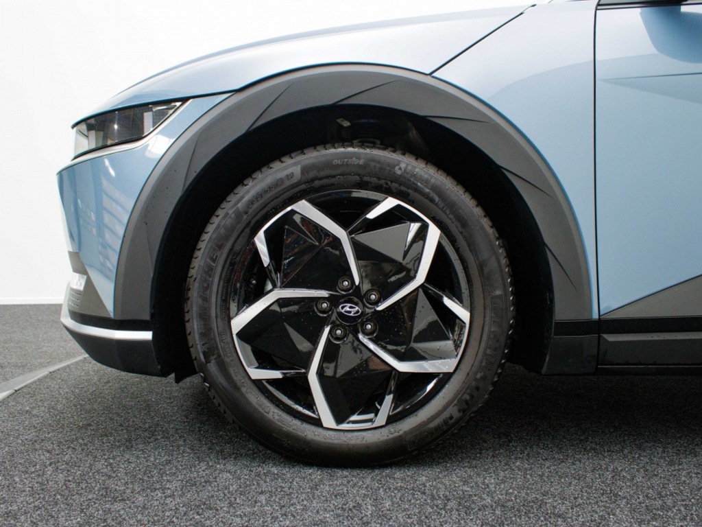 HYUNDAI-IONIQ 5-77 kWh Style Warmtepomp Private lease 599 p.m.