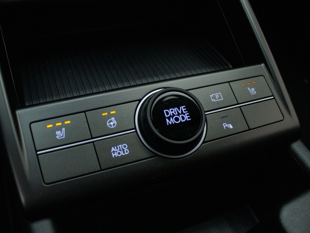 HYUNDAI-KONA-1.6 GDI HEV Comfort Smart   DEMO
