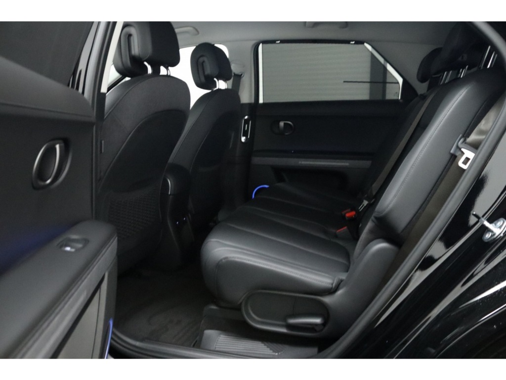 HYUNDAI-IONIQ 5-Connect+ 84 kWh Nieuw model Camera Navigatie Stoelverwarmi