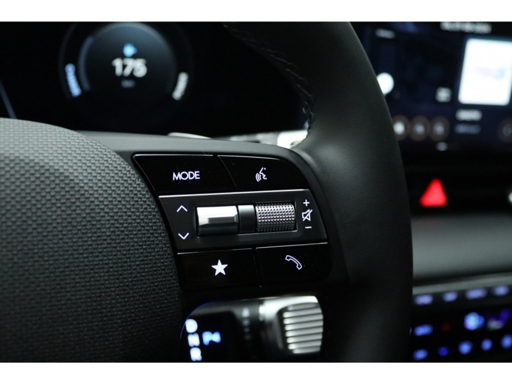 HYUNDAI-IONIQ 5-Connect+ 84 kWh Nieuw model Camera Navigatie Stoelverwarmi