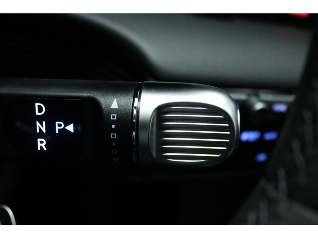 HYUNDAI-IONIQ 5-Connect+ 84 kWh Nieuw model Camera Navigatie Stoelverwarmi