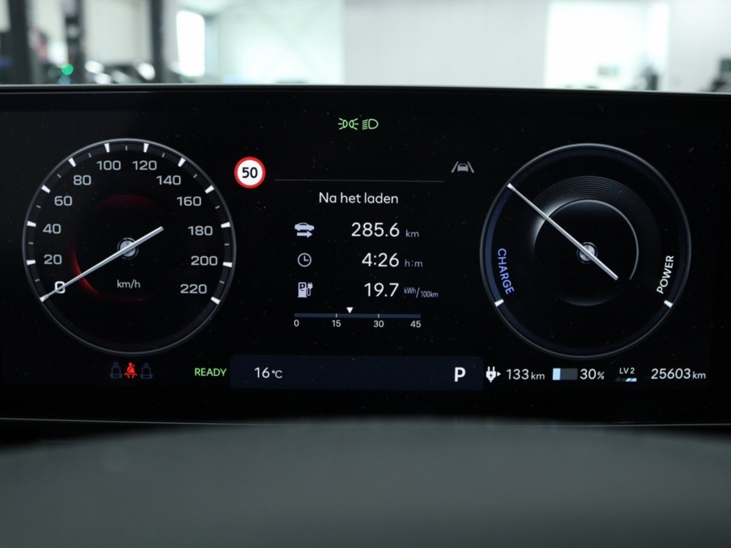 HYUNDAI-IONIQ 5-Connect+ 84 kWh Nieuw model Camera Navigatie Stoelverwarmi