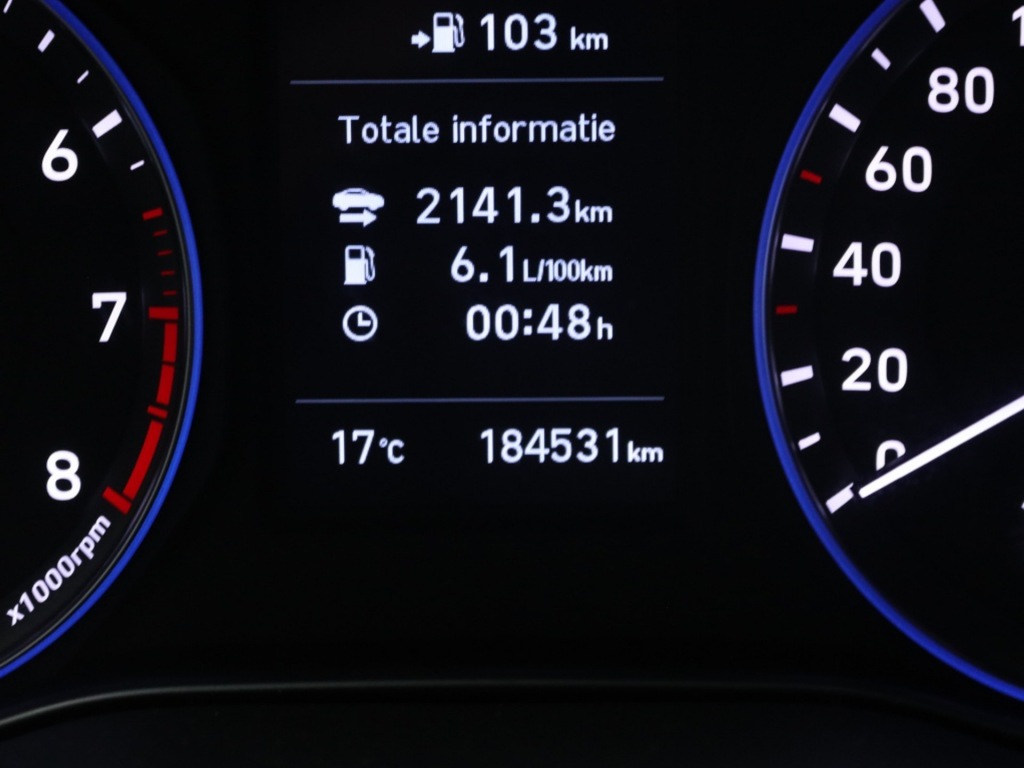 HYUNDAI-KONA-1.0T Fashion   Head-up display   Navi   Premium Audio   Camera