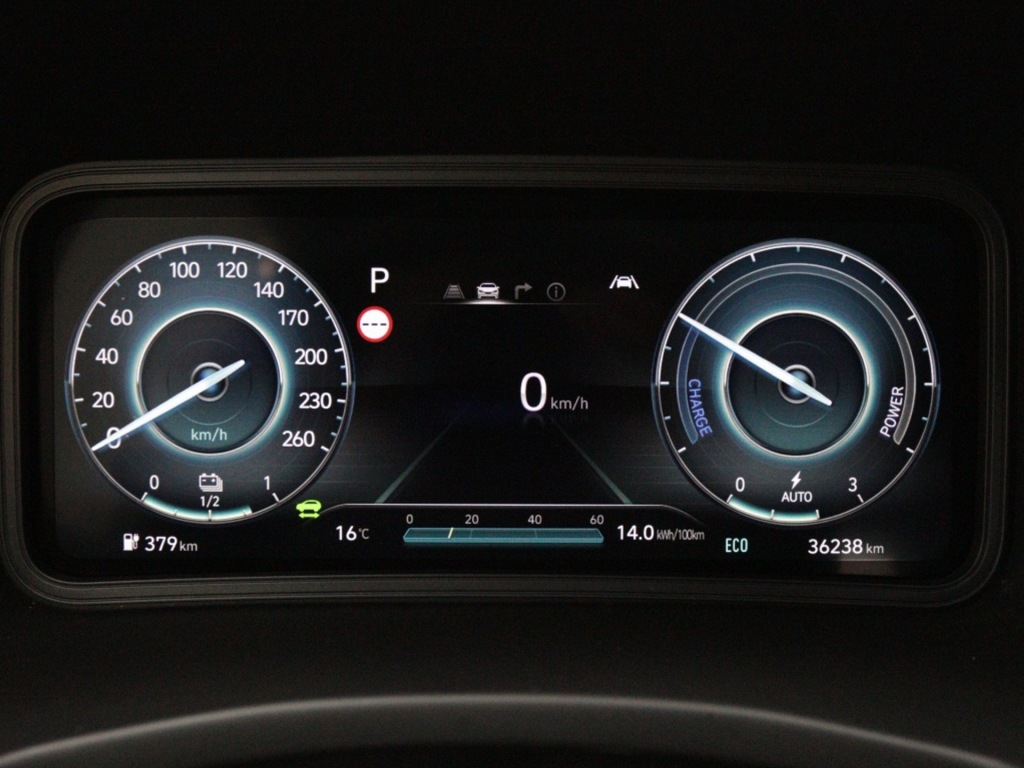 HYUNDAI-KONA-EV Premium 64 kWh   Private Lease 540,- p.m.   3 Fase   Leder