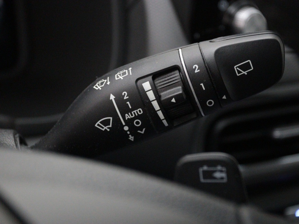 HYUNDAI-KONA-EV Premium 64 kWh   Private Lease 540,- p.m.   3 Fase   Leder