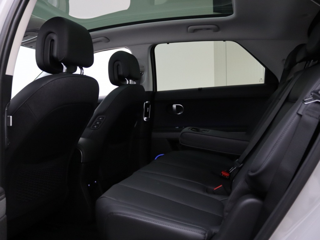 HYUNDAI-IONIQ 5-77 kWh 4WD Lounge Vision Panoramadak PL 659 pm