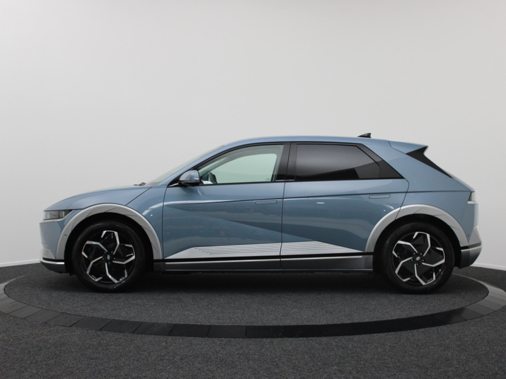 HYUNDAI-IONIQ 5-77 kWh Lounge RWD DEMO Private lease 699 p.m.