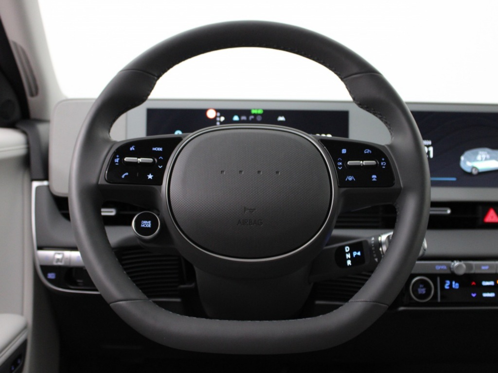 HYUNDAI-IONIQ 5-77 kWh Lounge RWD DEMO Private lease 699 p.m.