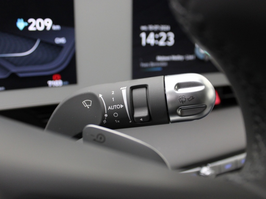 HYUNDAI-IONIQ 5-77 kWh Lounge RWD DEMO Private lease 699 p.m.